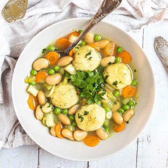 Vegan Dumpling Soup