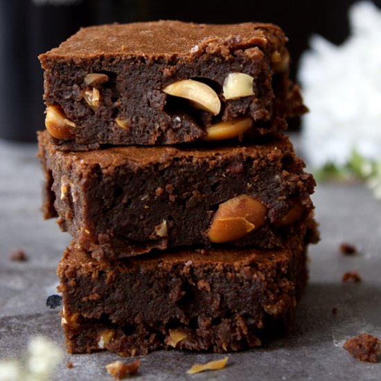 Guinness and peanuts brownies