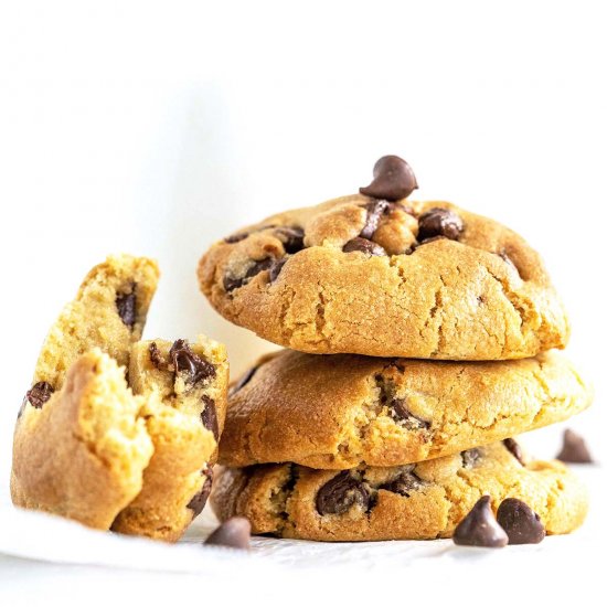 Air Fryer Chocolate Chip Cookies