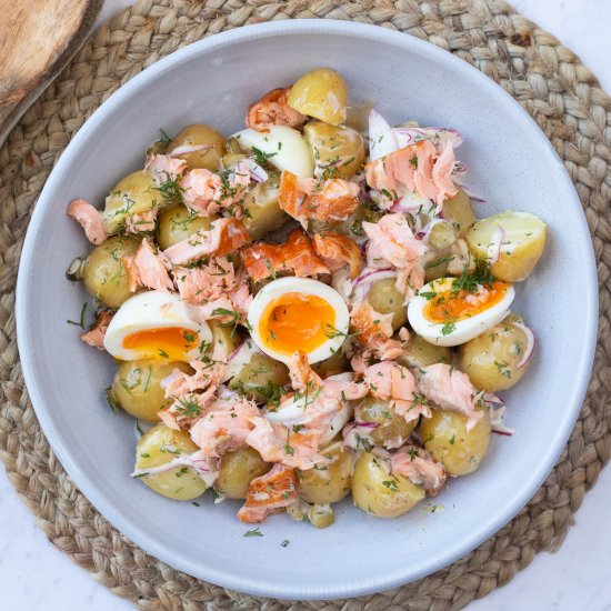 Smoked salmon potato salad