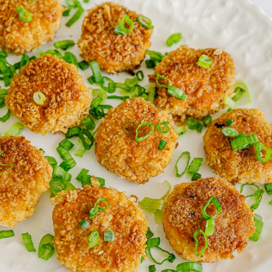 Mini Salmon Cakes with Dill Dip