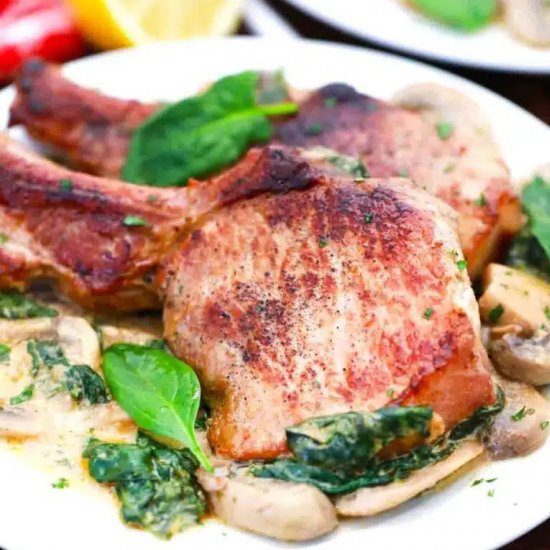 Creamy Garlic Pork Chops