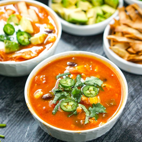 Slow Cooker Chicken Tortilla Soup