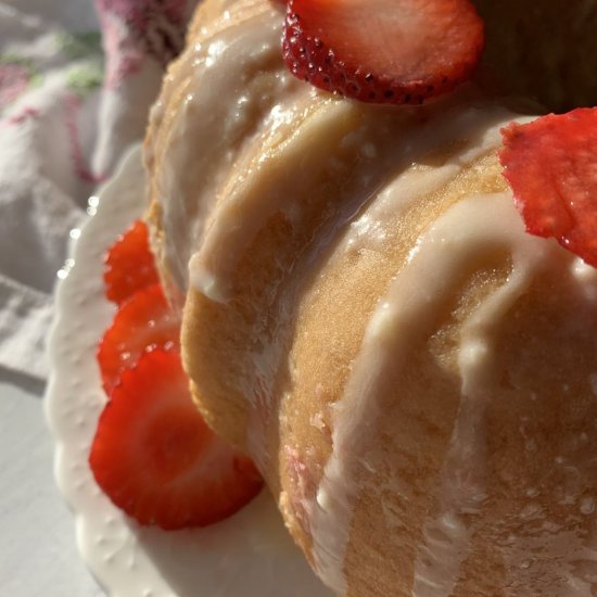 Strawberry Poke Cake (no Jell-O)