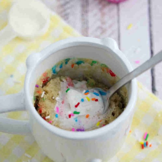 Funfetti Protein Mug Cake