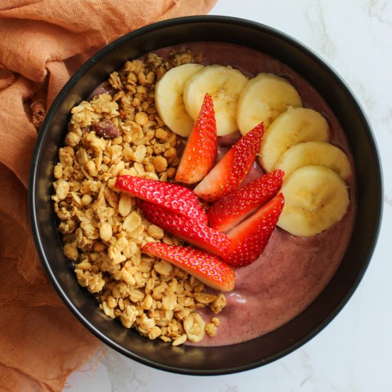 Dairy Free Acai Smoothie Bowl