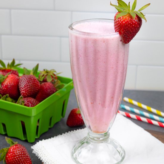 Almond Coconut Strawberry Smoothie