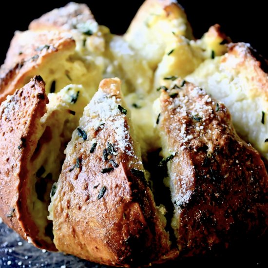 Korean Cream Cheese Garlic Bread