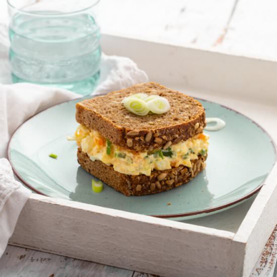 Egg salad sandwich