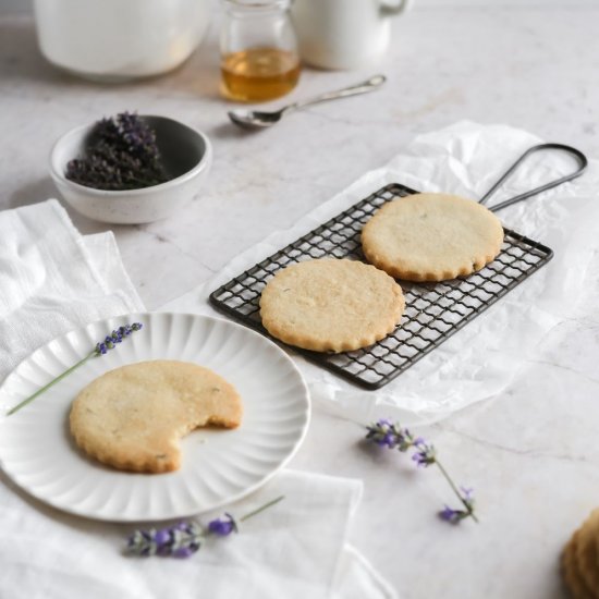 Honey Lavender Shortbread Cookies