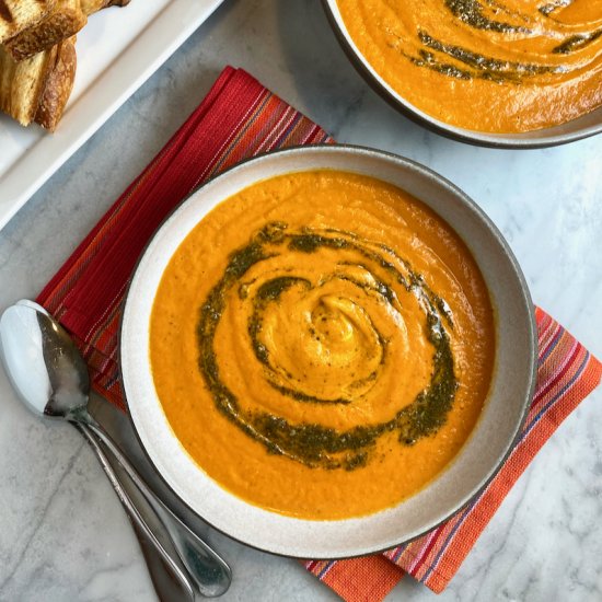 Roasted Tomato-Garlic Soup