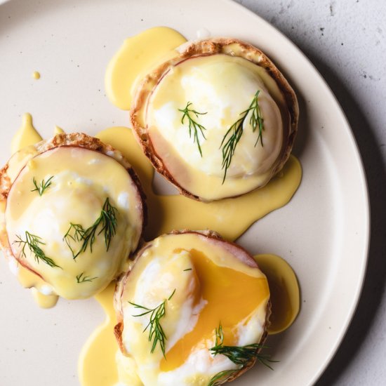 Sous Vide Eggs Benedict