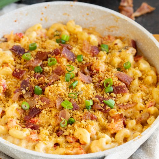 Crawfish mac n cheese