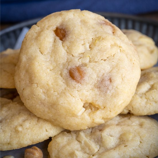 Caramel Pear with Almond Cookies