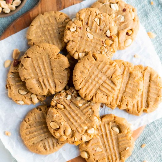 GLUTEN-FREE PEANUT BUTTER COOKIES