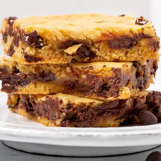 Cake Mix Cookie Bars Recipe