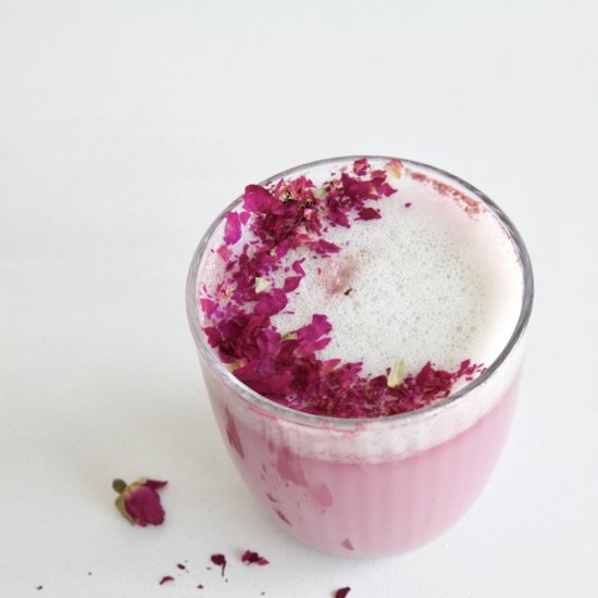 Hibiscus rose latte