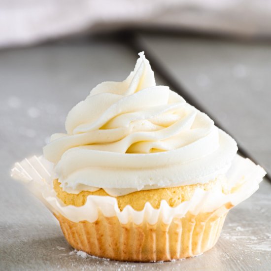 Homemade Vanilla Buttercream Icing