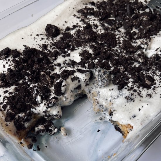 Cookies & Cream Dump Cake