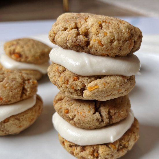 Mini Carrot Cake Whoopie Pies