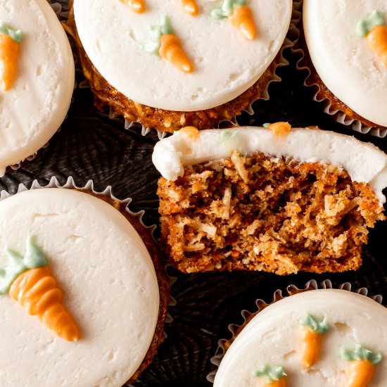 Spiced Coconut Carrot Cake Cupcakes