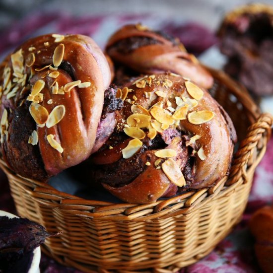 Purple Sweet Potato Nutella Buns