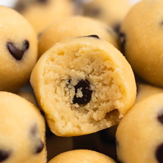 No Bake Cookie Dough Bites