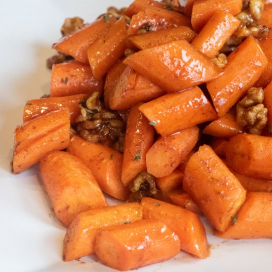 Easy Maple Roasted Carrots