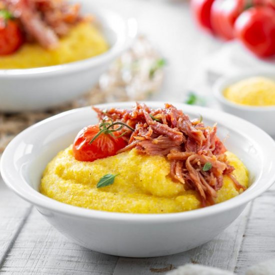 Pulled smoked ham with polenta