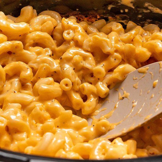 Paula Deen Crockpot Mac and Cheese