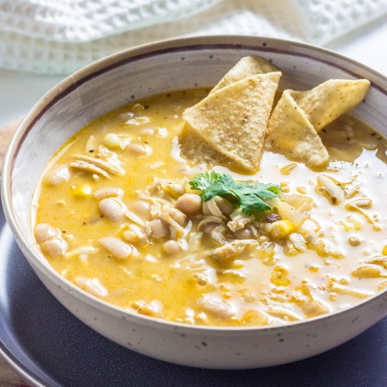 vegan white bean and tofu chili