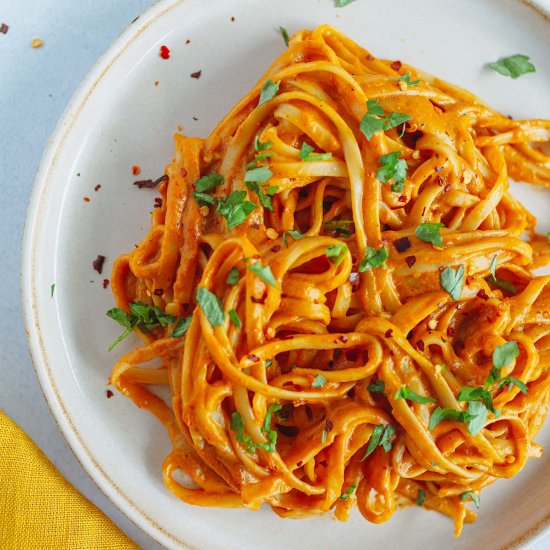 Vegan Roasted Red Pepper Pasta