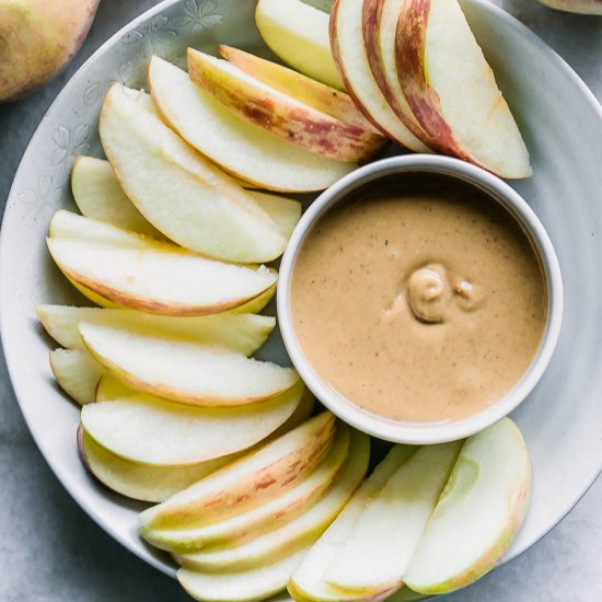 Apple Slices with Peanut Butter