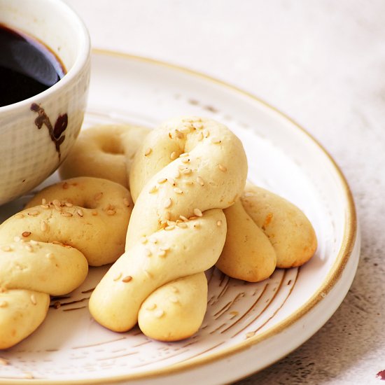 Greek Easter Cookies – Koulourakia