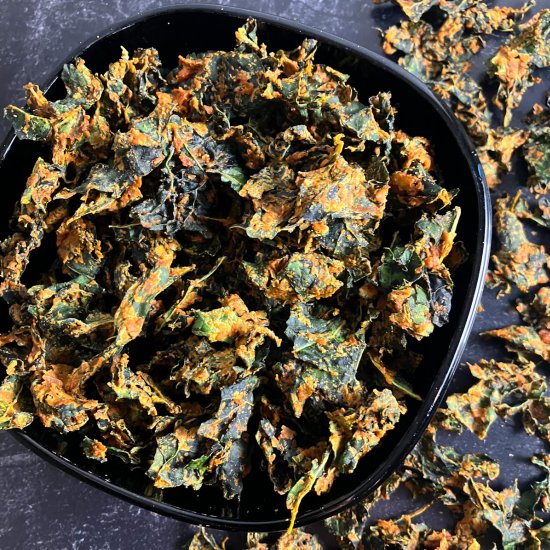 Garlic Kale Chips (Vampire Killer)