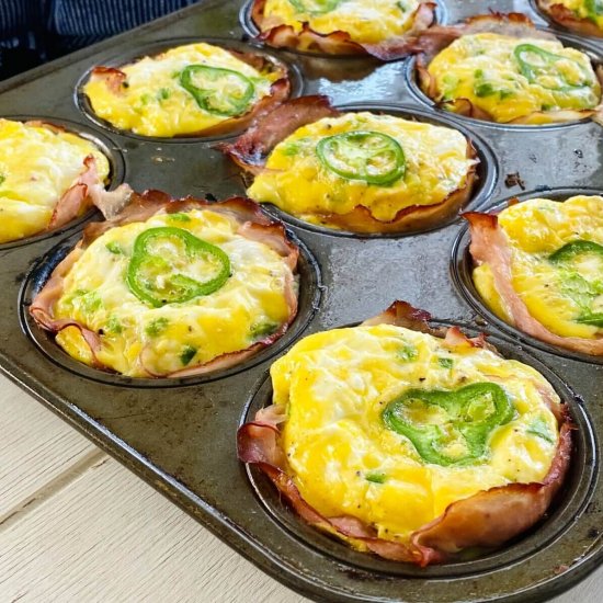 Spicy Jalapeno Popper Egg Cups