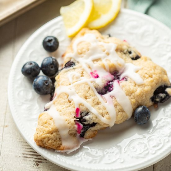 Vegan Blueberry Scones