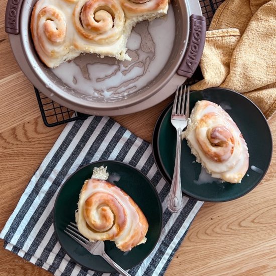 Lemon Sweet Rolls with Lemon Icing