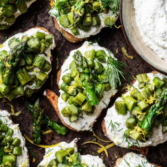 Asparagus Goat’s Cheese Crostini