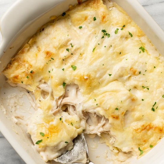 chicken alfredo ravioli bake