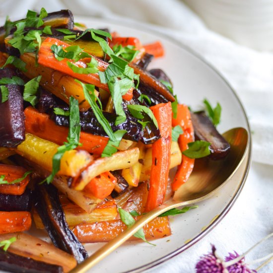 Vegan Hot Honey Roasted Carrots