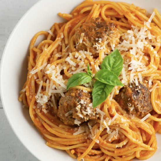 One Pot Spaghetti and Meatballs