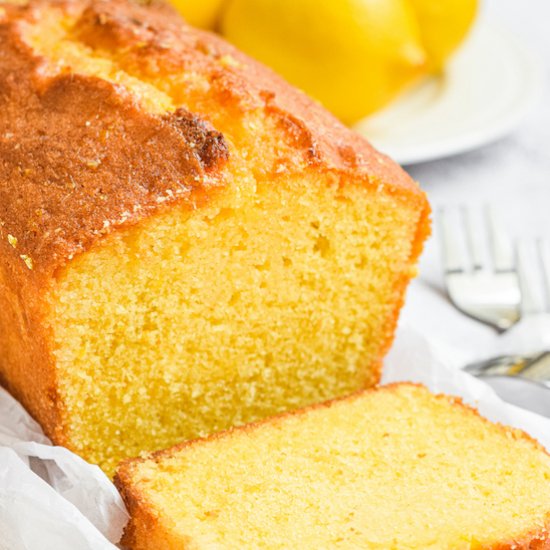 Fluffy lemon drizzle loaf cake