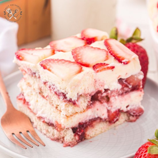 Strawberry Tiramisu