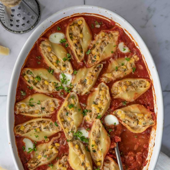 Pasta shells filled with tuna