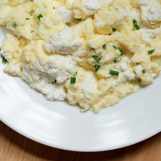 Ricotta Scrambled Eggs