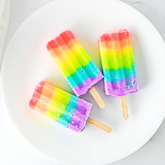 Rainbow Pudding Pops