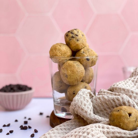 No Bake Cookie Dough Bites