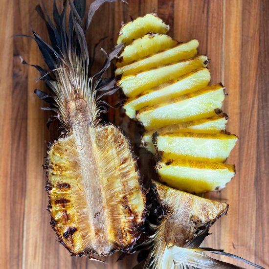 How to Smoke a Pineapple on Grill