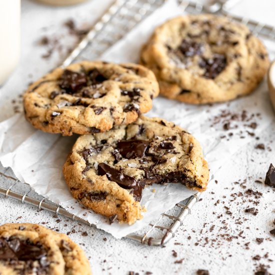 Tahini Chocolate Chip Cookies